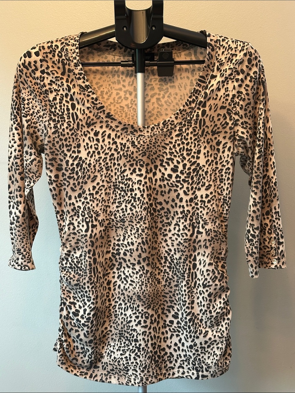 GUESS Leopard Print Scoop Neck Ruched 3/4 Sleeve Top Women's Size L